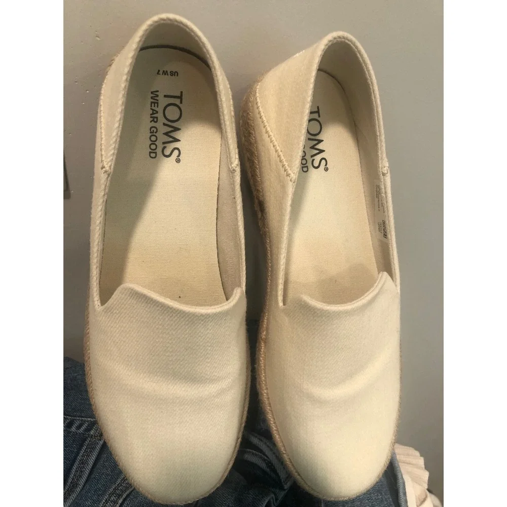 TOMS Rope Espadrille Cream Canvas Slip On Flats Comfort Sz 7 NEW